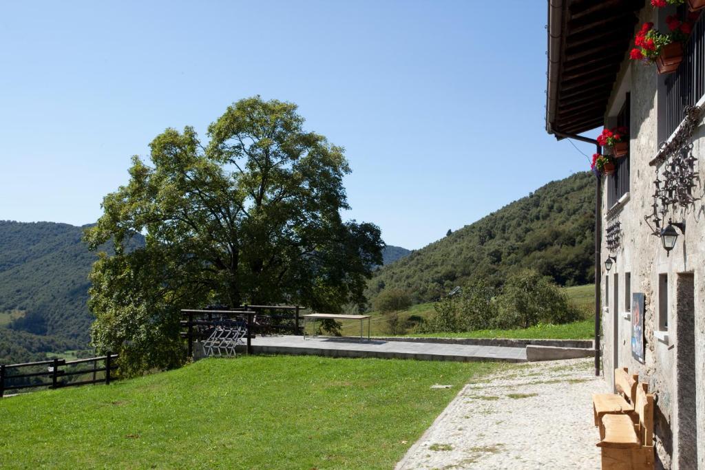 Sormano Rifugio Alpetto Di Tornoホステル エクステリア 写真