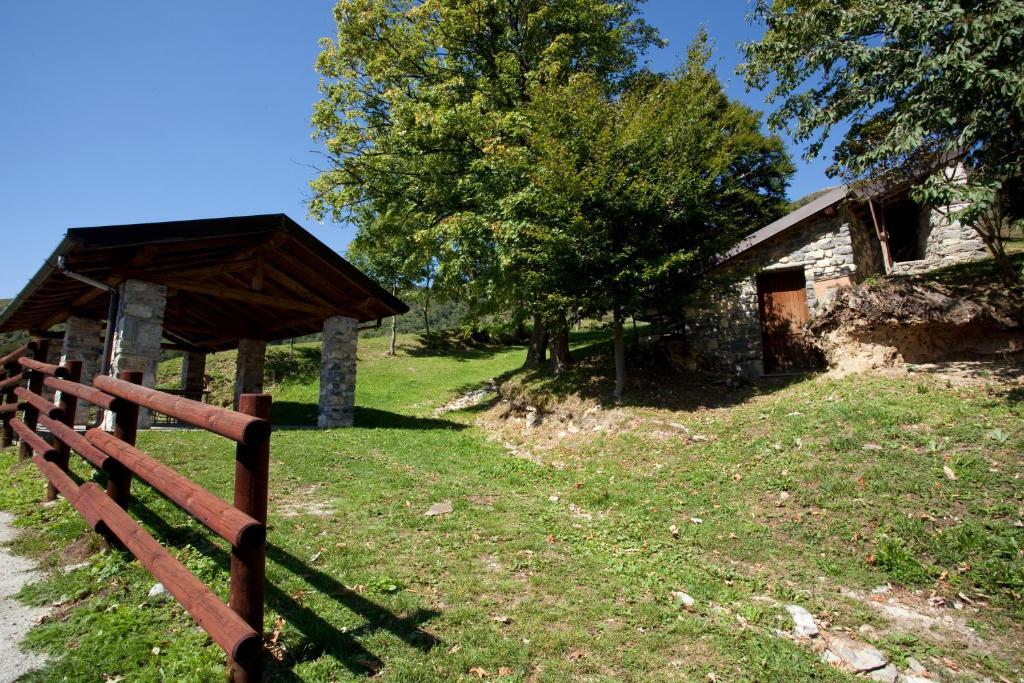 Sormano Rifugio Alpetto Di Tornoホステル エクステリア 写真